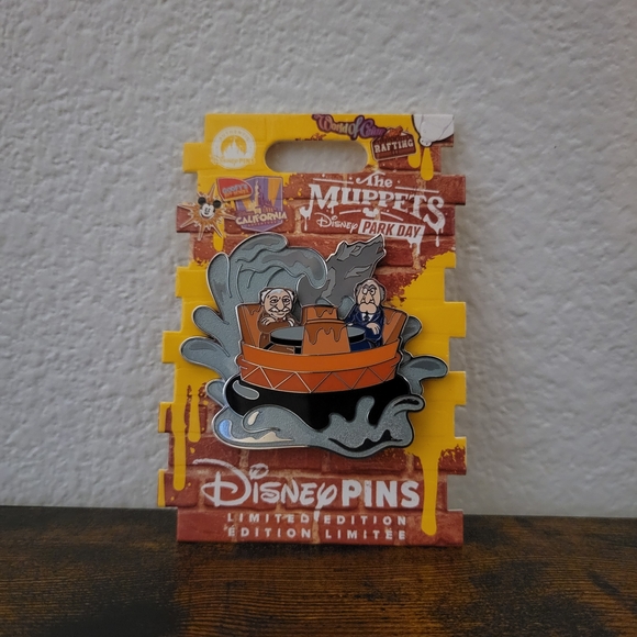 Disney Jewelry - DCA Muppets Park Day Statler & Waldorf Grizzly River Run LE 3000 Pin